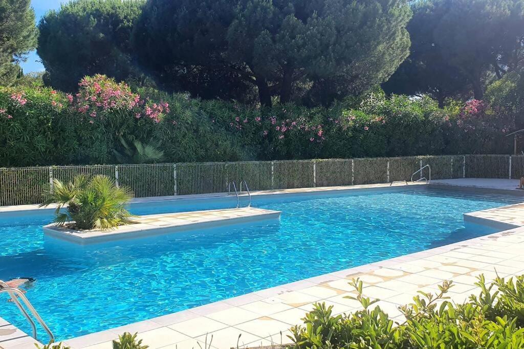 Appartement A La Grande Motte Bagian luar foto
